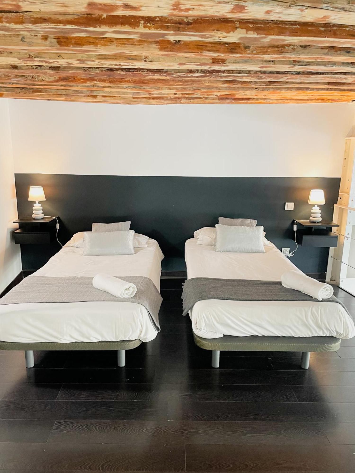 Carretas Duplex Exterior Derecha Daire Madrid Dış mekan fotoğraf