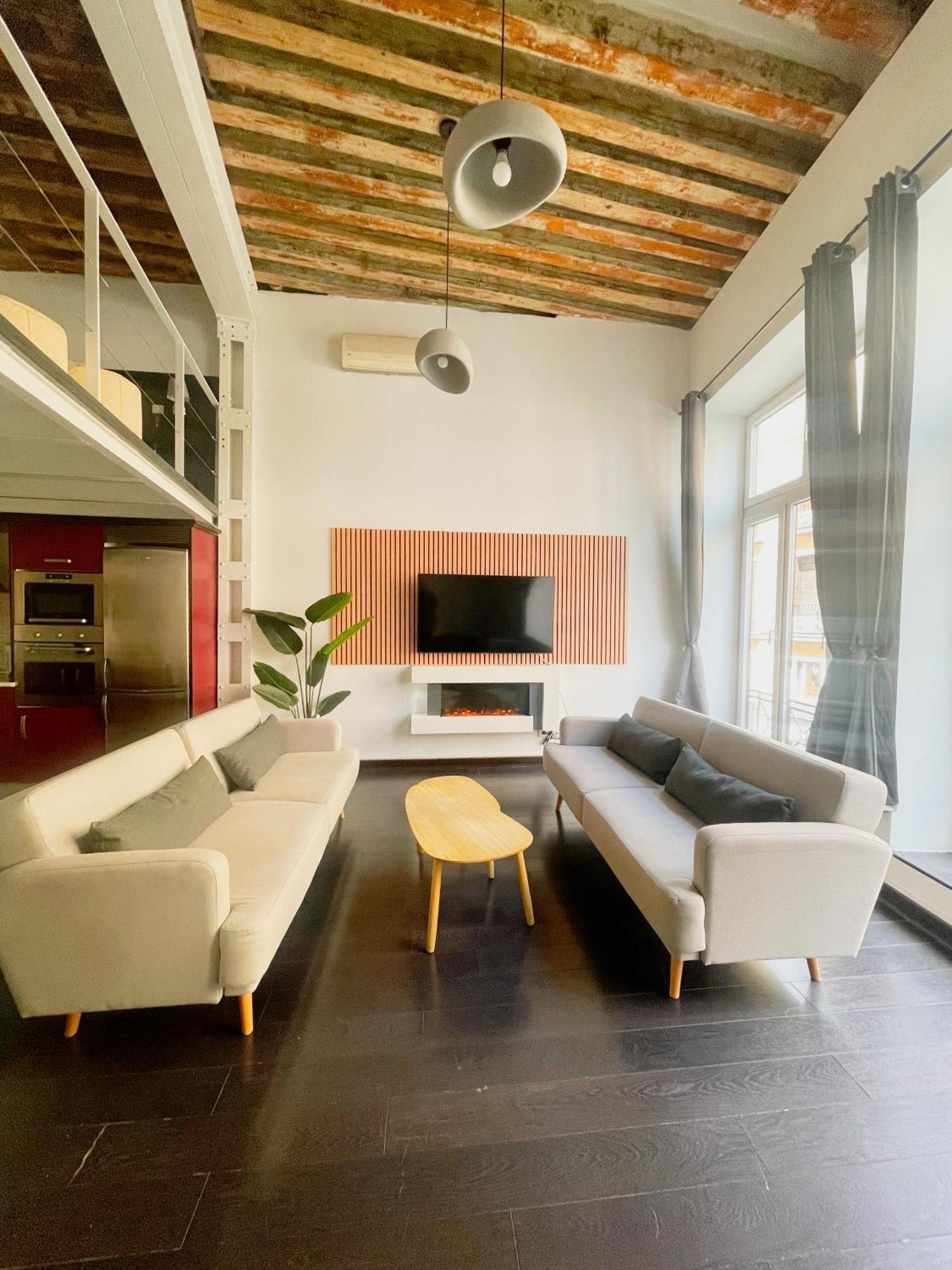 Carretas Duplex Exterior Derecha Daire Madrid Dış mekan fotoğraf
